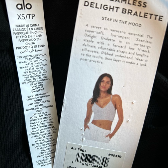 Alo Yoga Seamless Delight Bralette Black Size XS - Picture 7 of 7